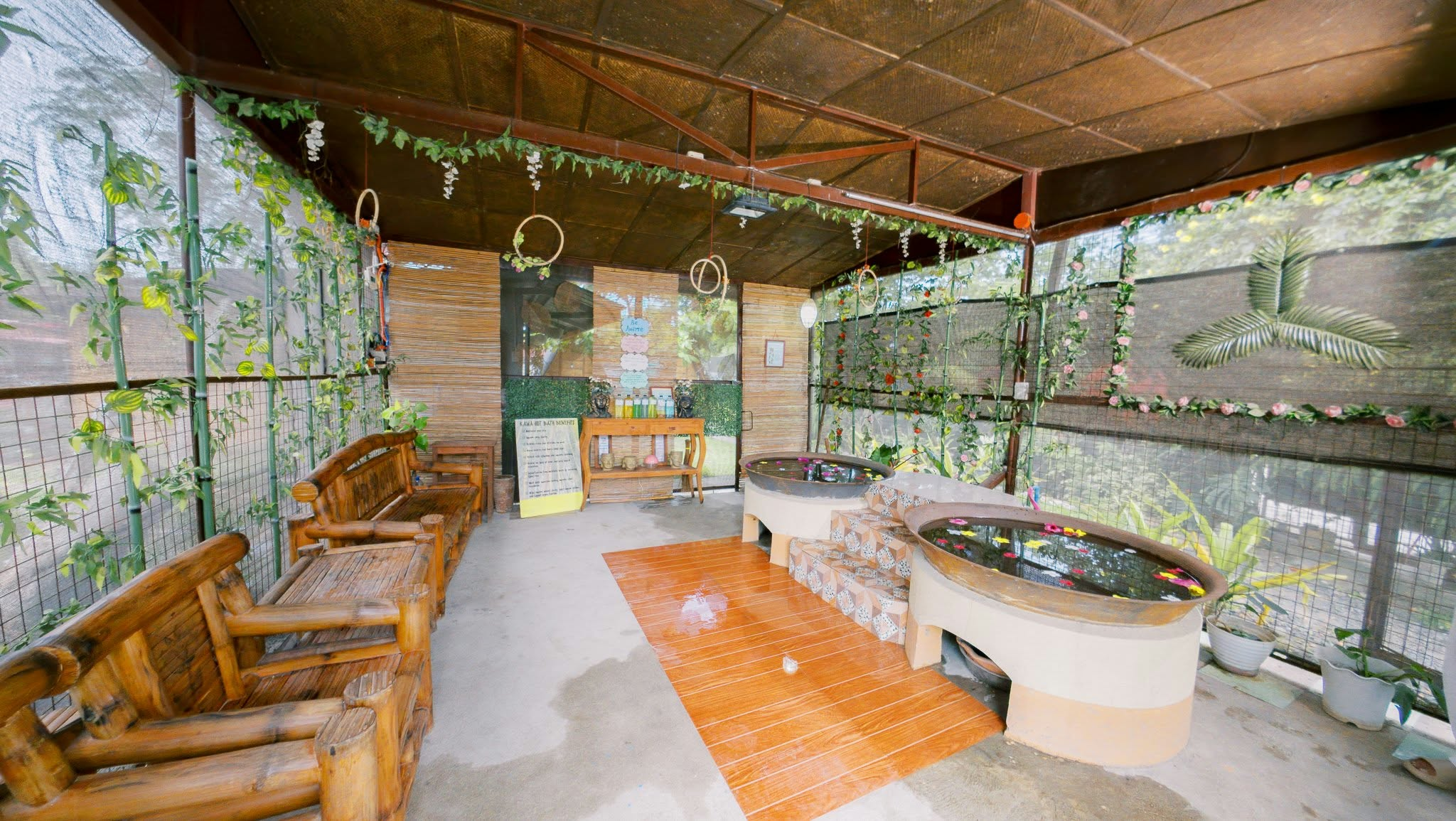 Kawa Hot Bath lounge area